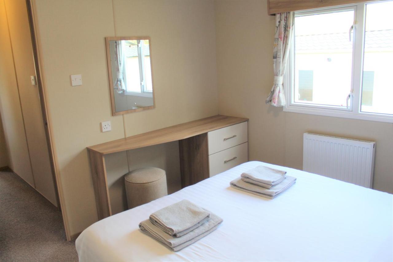 Newquay Bay Resort - Spacious - Sleeps 6 - Close To Porth Beach Экстерьер фото