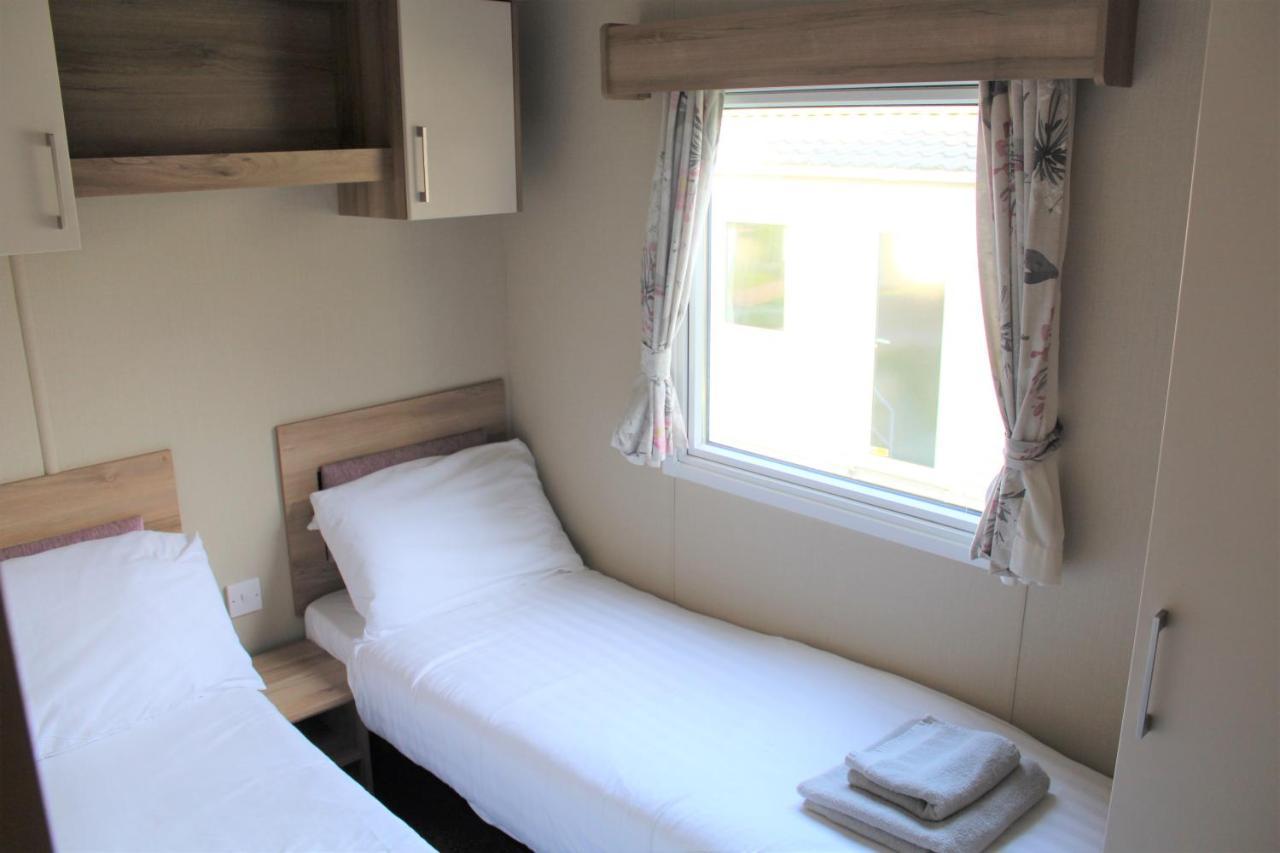 Newquay Bay Resort - Spacious - Sleeps 6 - Close To Porth Beach Экстерьер фото